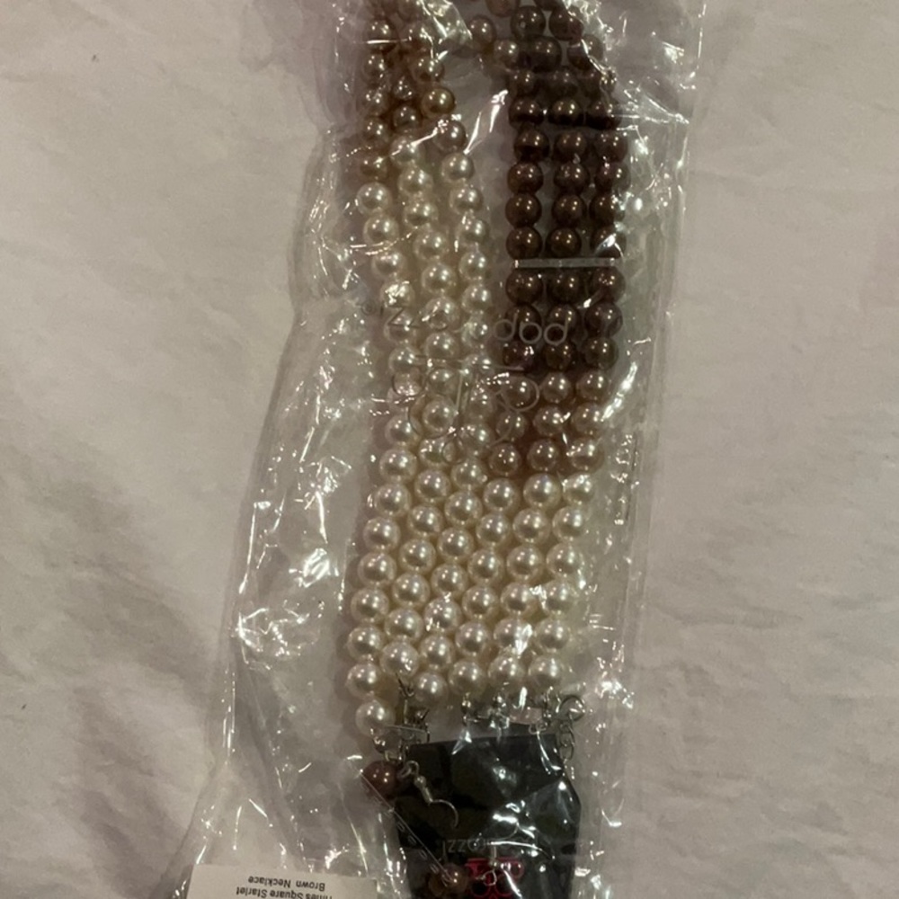 Brown Starlet pearl necklace and earrings 91b - Picture 4 of 4
